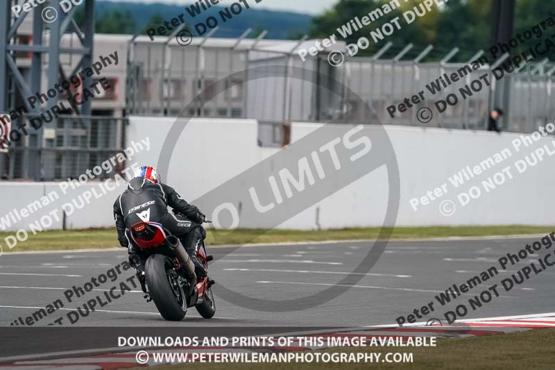 donington no limits trackday;donington park photographs;donington trackday photographs;no limits trackdays;peter wileman photography;trackday digital images;trackday photos